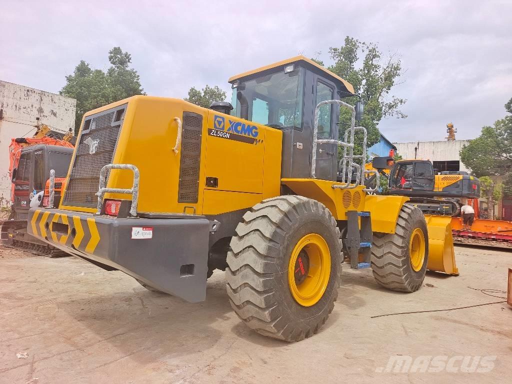 XCMG ZL50GN Pale gommate