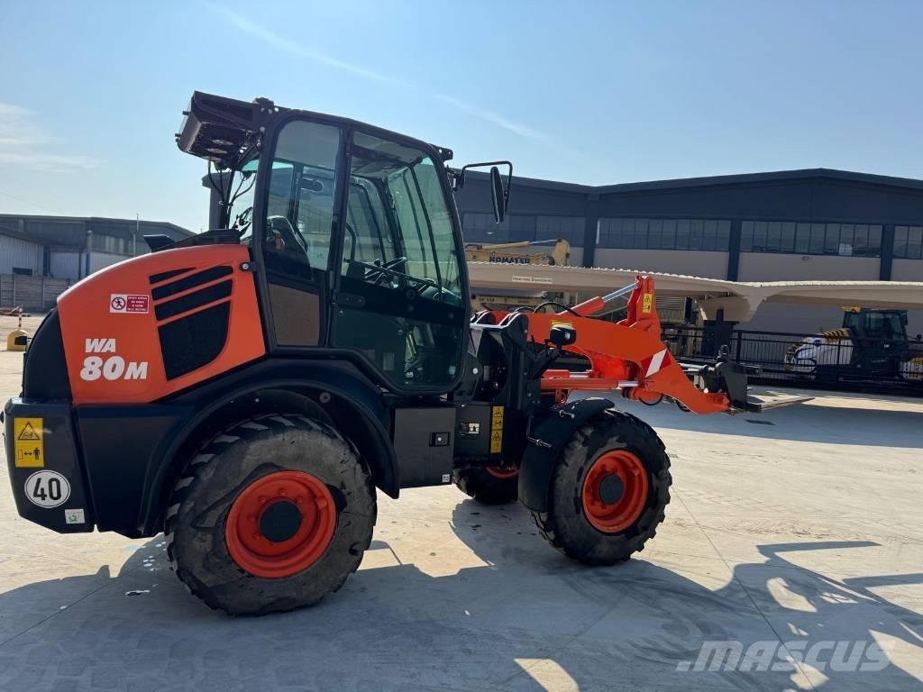 Komatsu WA 80 M-8 Pale gommate