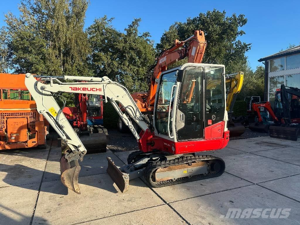Takeuchi TB 230 Miniescavatori