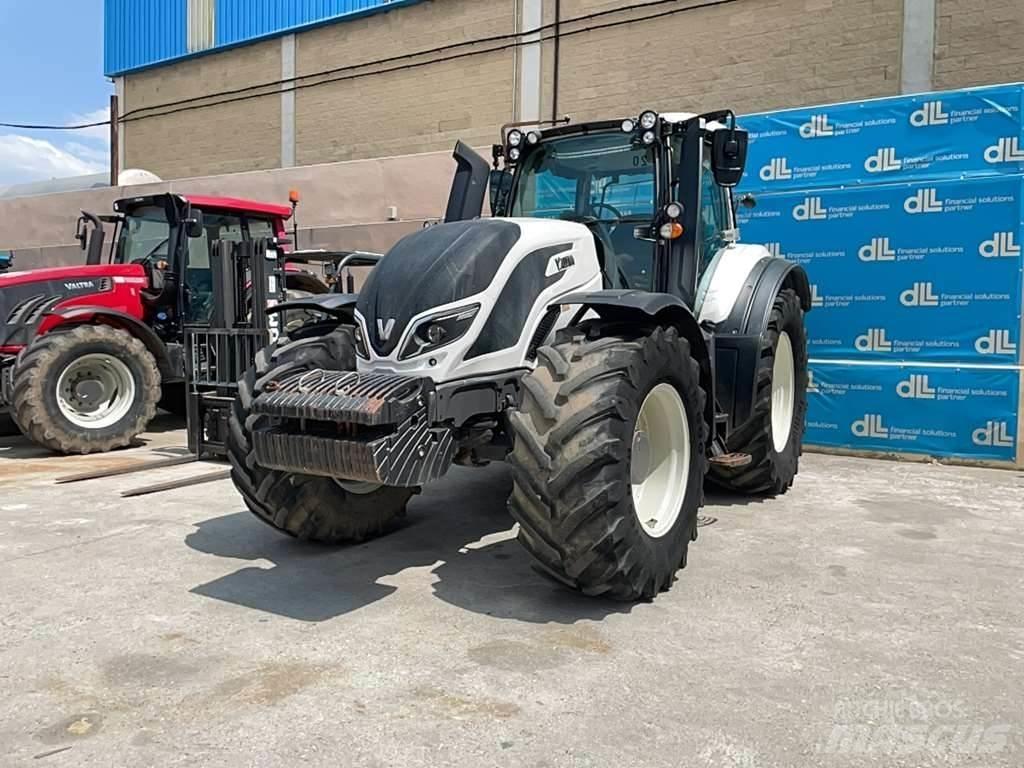 Valtra T174E Trattori