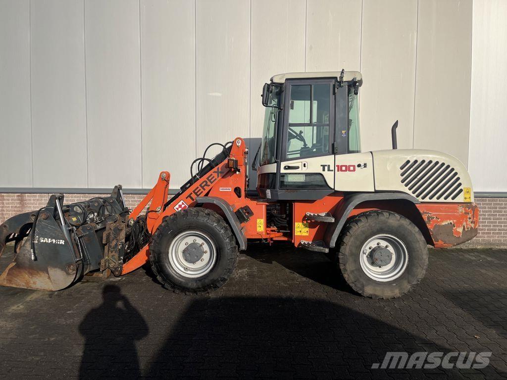 Terex TL100 Pale gommate