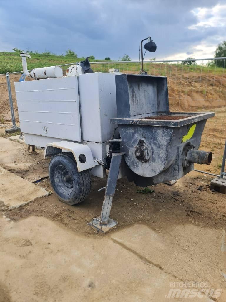  REED PUTZMEISTER M40 Autopompe per calcestruzzo
