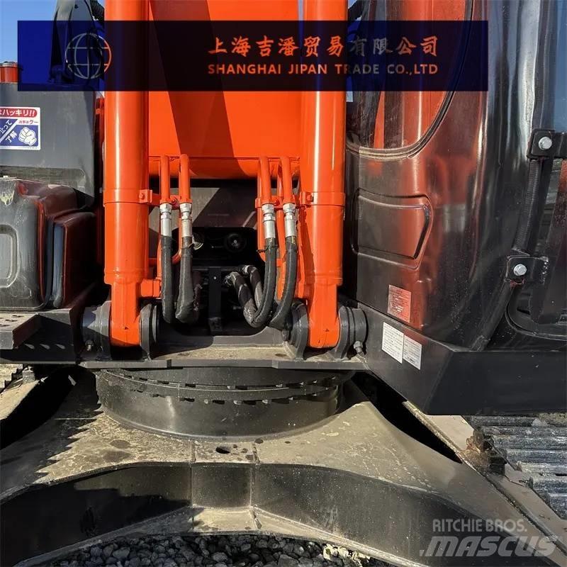 Hitachi ZX 200 Escavatori cingolati