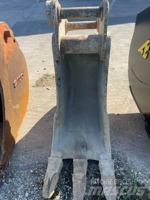 Doosan DX255LC-5 Escavatori cingolati