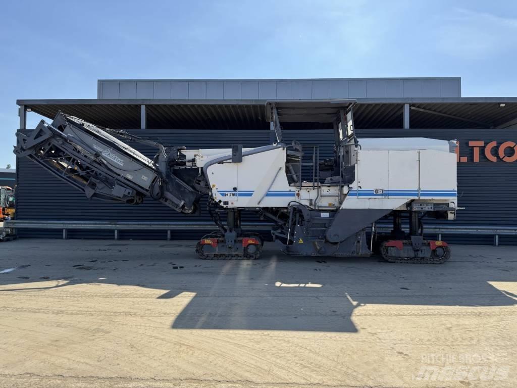 Wirtgen W 210 Fresa a freddo per asfalto
