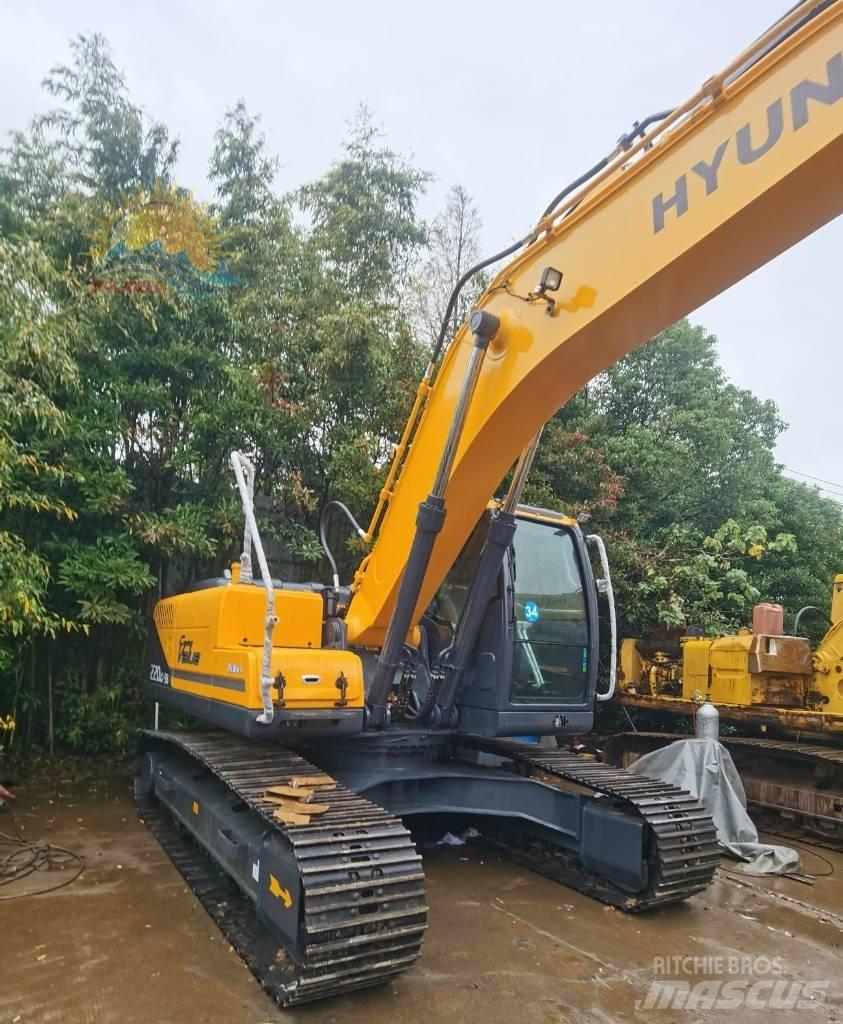 Hyundai R220LC-9S Escavatori gommati