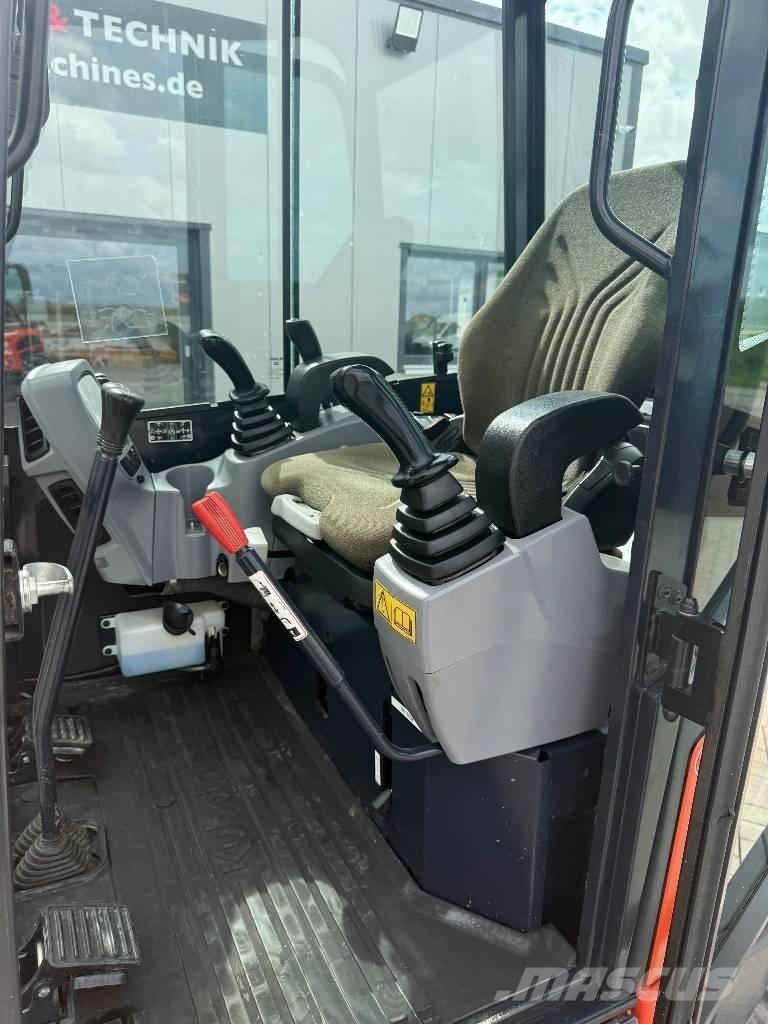 Kubota U 27-4 Miniescavatori