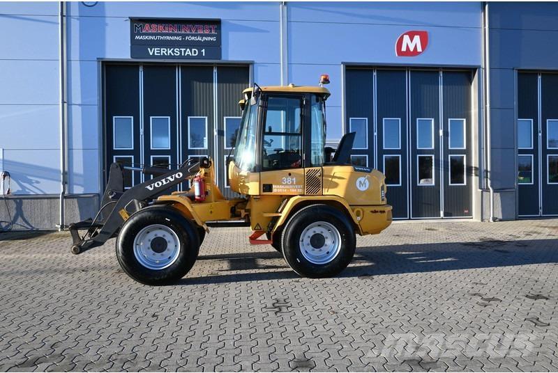 Volvo L30G Pale gommate