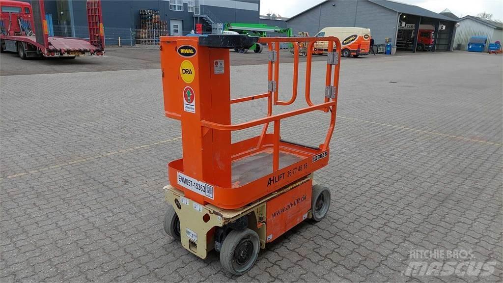 JLG 1230ES Piattaforme cingolate, Piattaforme a ragno e Montacarichi