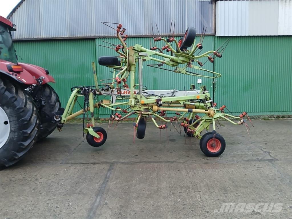 CLAAS Volto 1050 Ranghinatori