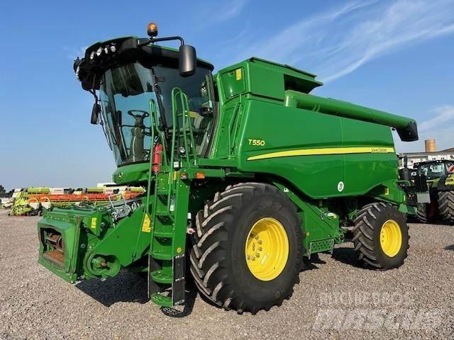 John Deere T 550 Mietitrebbiatrici