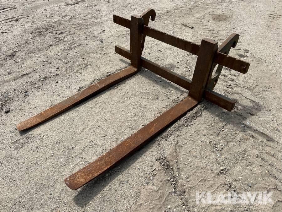 CAT 906 H 2 Pale gommate