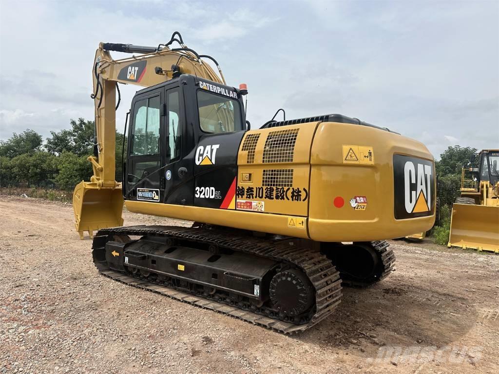 CAT 320 D2L Escavatori cingolati