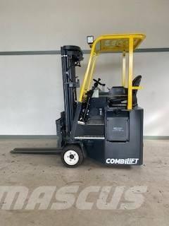 Combilift CB 3000 Carrello elevatore retrattile a 4 vie