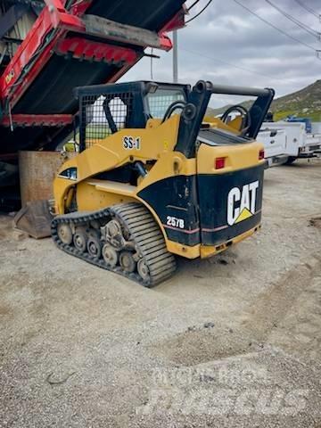 CAT 257 B Mini Pale Gommate
