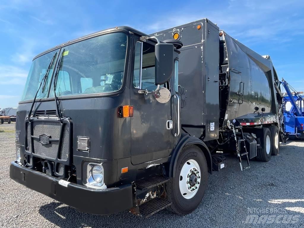 Autocar XPEDITOR Camion dei rifiuti