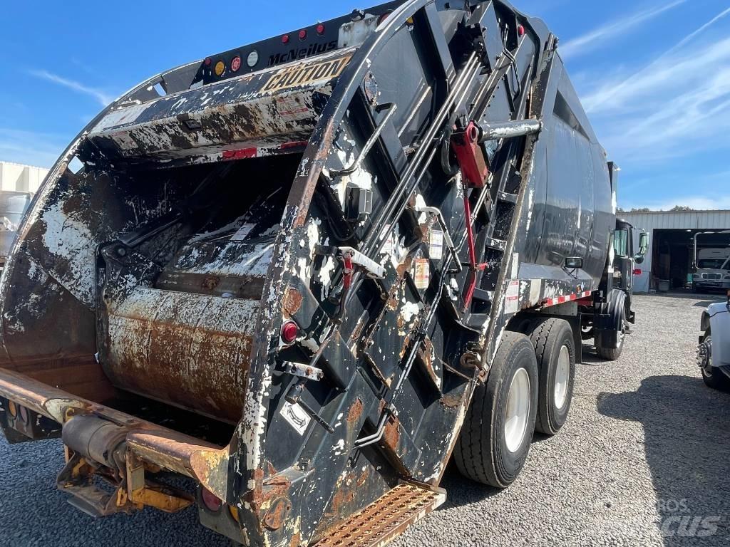 Autocar XPEDITOR Camion dei rifiuti