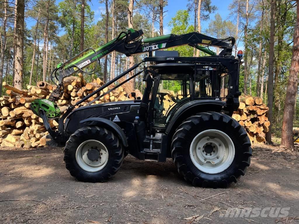 Valtra T183 Versu Trattori