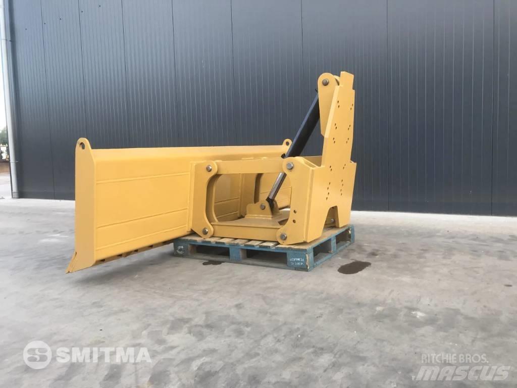 CAT 160M2 Lame