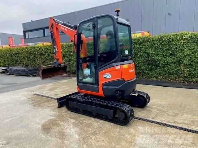 Kubota U 27-4 Miniescavatori