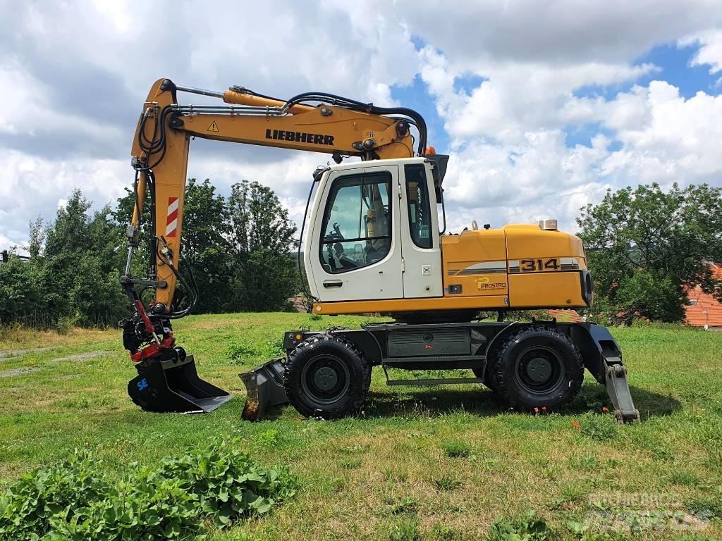 Liebherr A314 Escavatori gommati