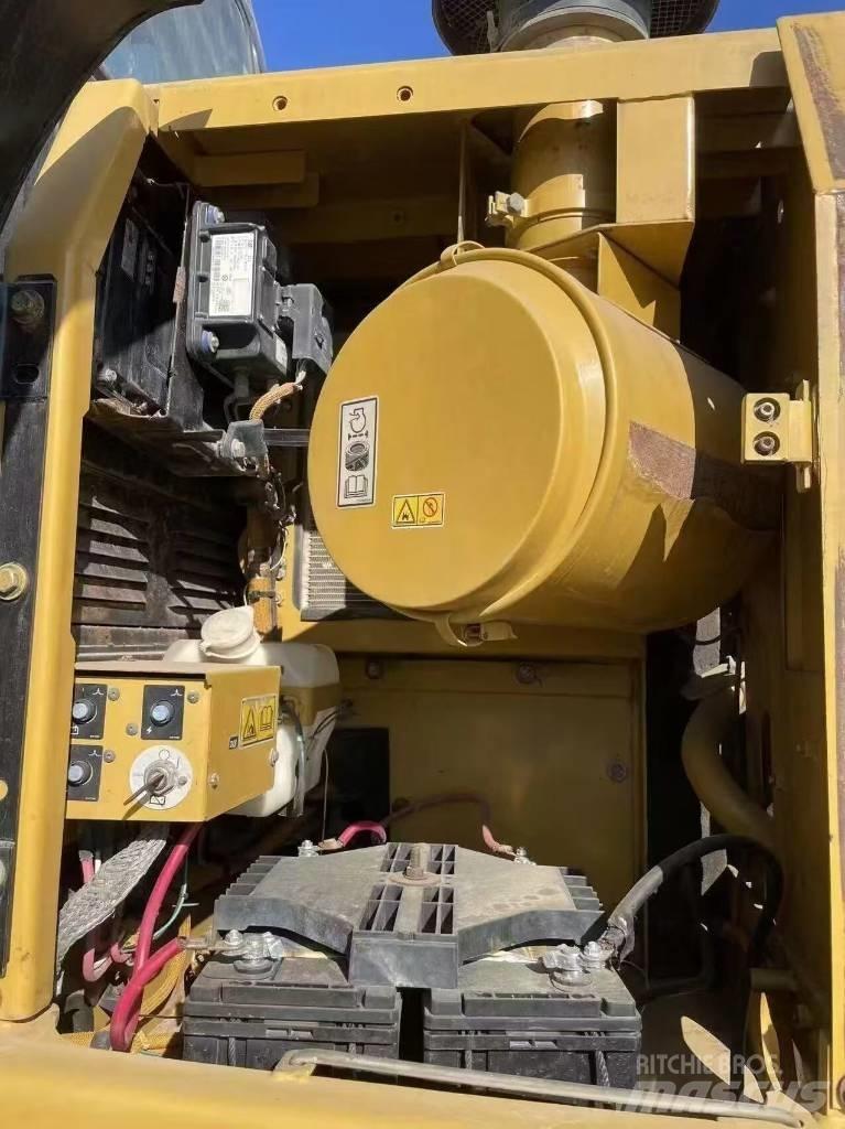 CAT 329 D2 Escavatori cingolati