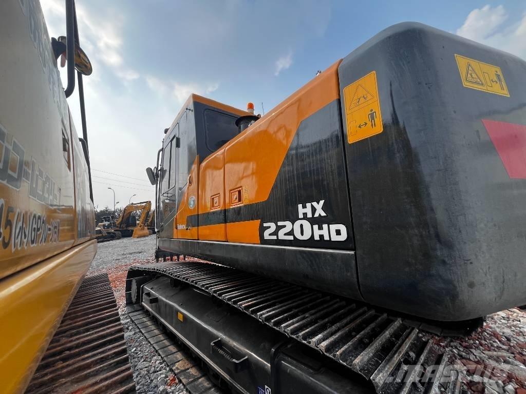 Hyundai HX 220 HD Escavatori cingolati