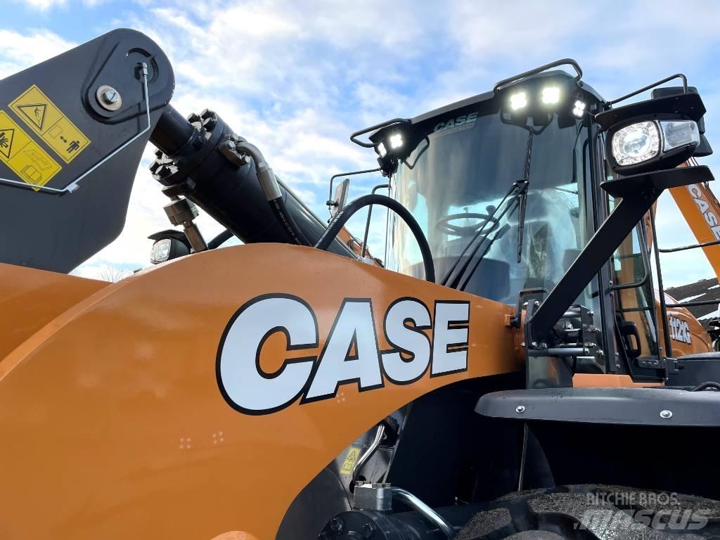CASE 1121 G Pale gommate