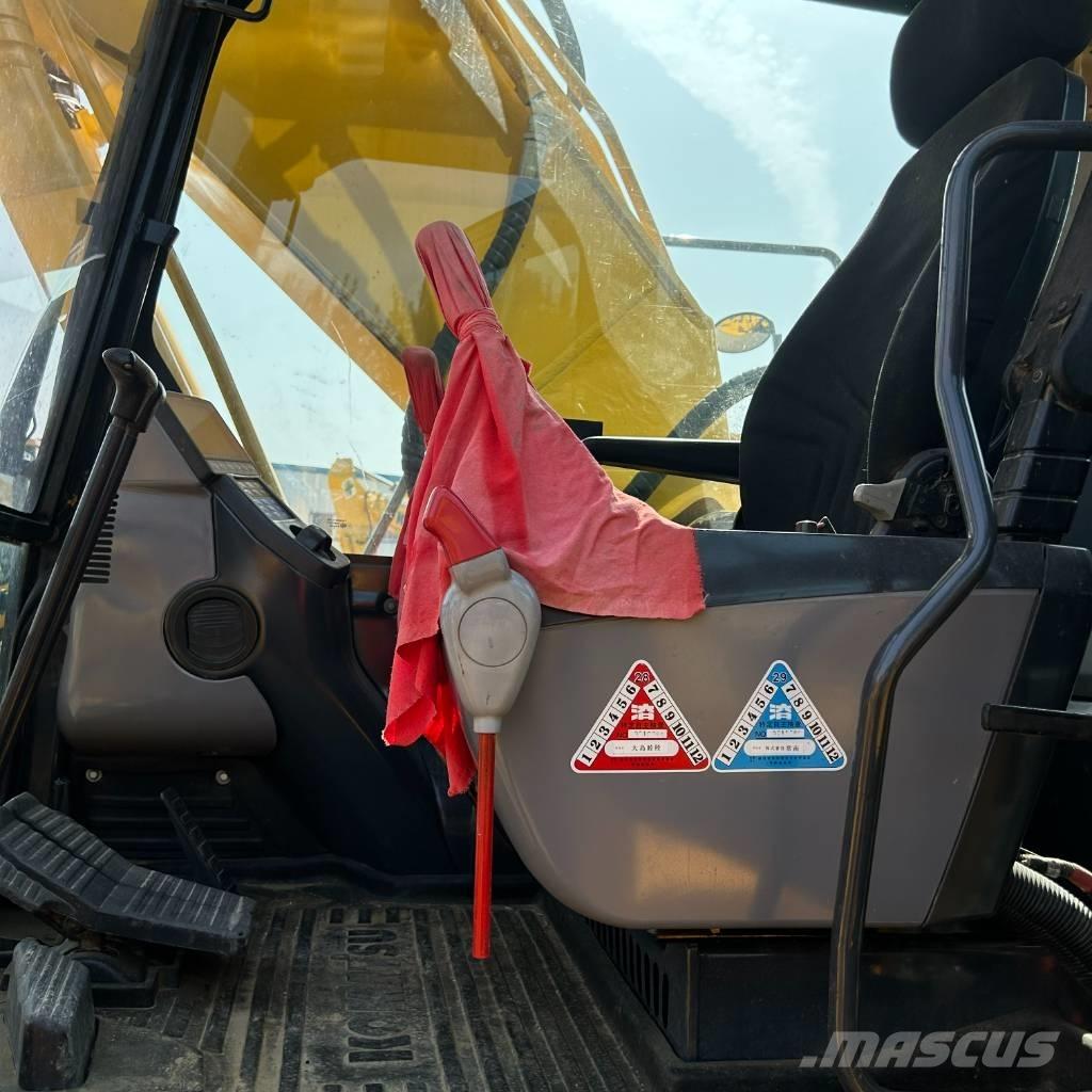 Komatsu 200-8 Escavatori cingolati