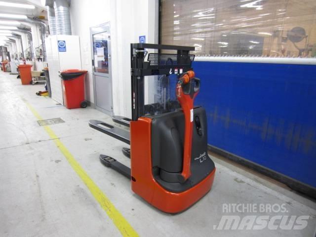 Linde L 10 Transpallet uomo a terra