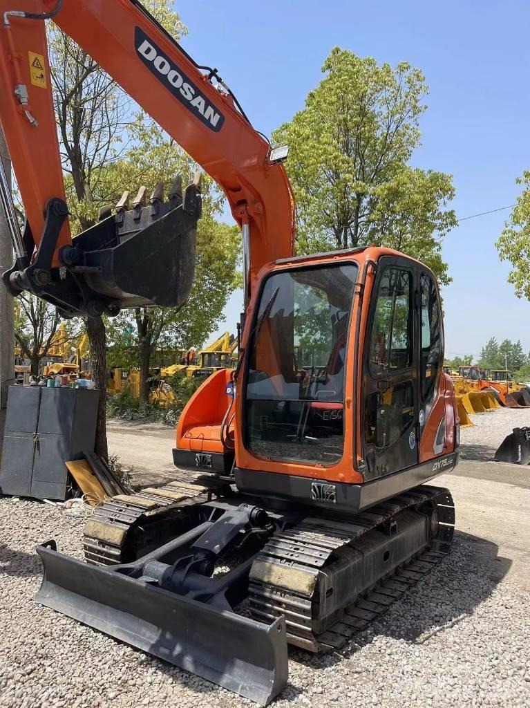 Doosan DX75 Miniescavatori