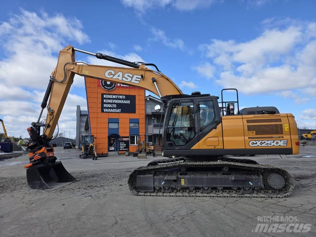 CASE CX 250 E LC Escavatori cingolati