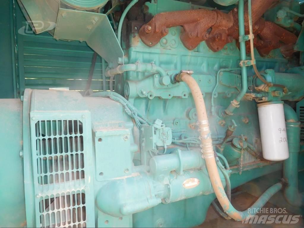 Onan 300 KW Generatori diesel
