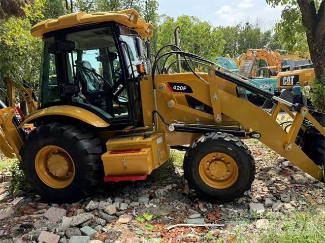 CAT 420 F Terne