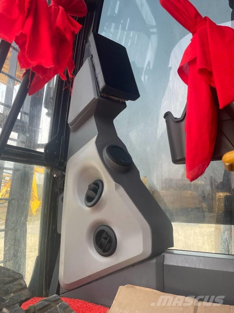 CAT 323GC Escavatori cingolati