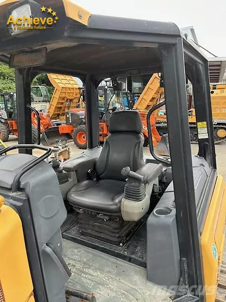 CAT D 3 K 2 Dozer cingolati