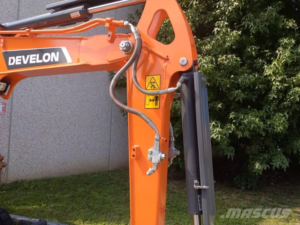 Develon DX 35 Z-7 Miniescavatori