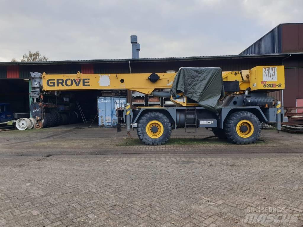 Grove RT 530 E-2 Gru per terreni difficili