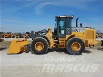 John Deere 524K Pale gommate