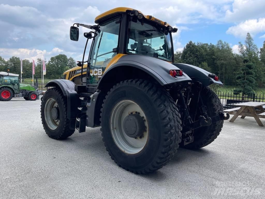JCB Fastrac 8250 Trattori