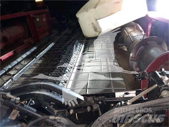 Case IH 2015 Testate per mietitrebbie