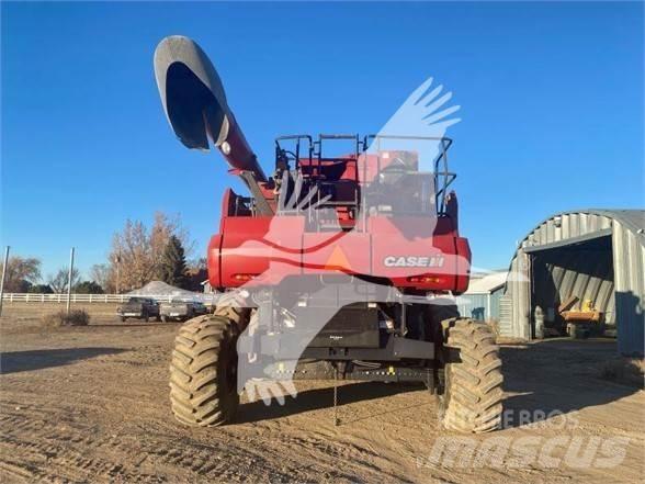 Case IH 8120 Mietitrebbiatrici