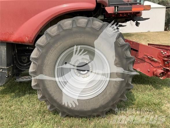 Case IH 8240 Mietitrebbiatrici