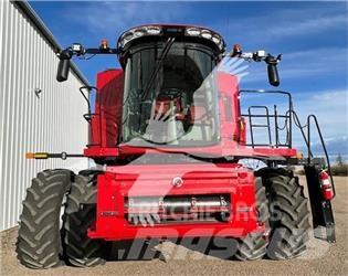 Case IH 8250 Mietitrebbiatrici
