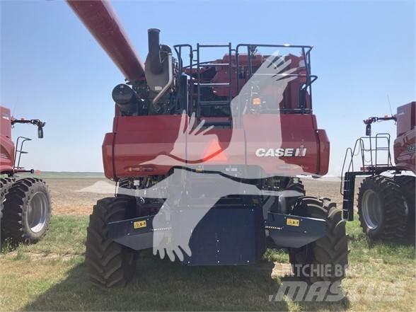 Case IH 8250 Mietitrebbiatrici