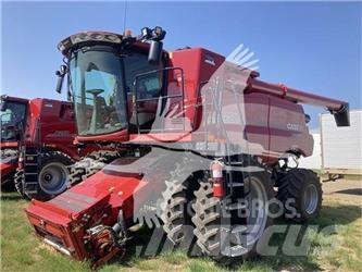 Case IH 8250 Mietitrebbiatrici