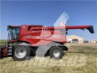 Case IH 8250 Mietitrebbiatrici