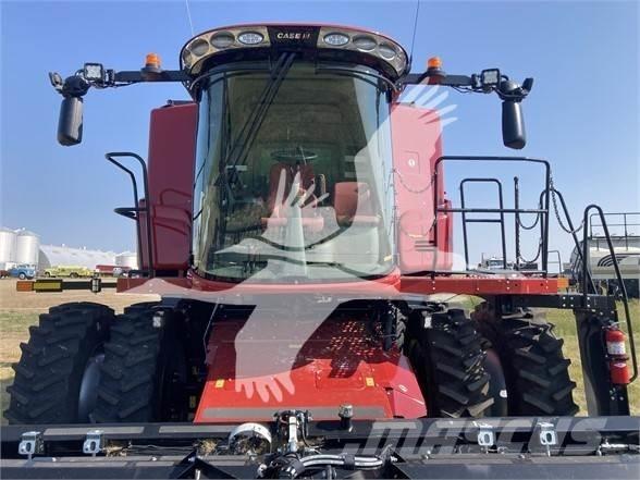 Case IH 8250 Mietitrebbiatrici