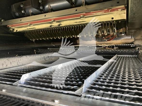 Case IH 8250 Mietitrebbiatrici