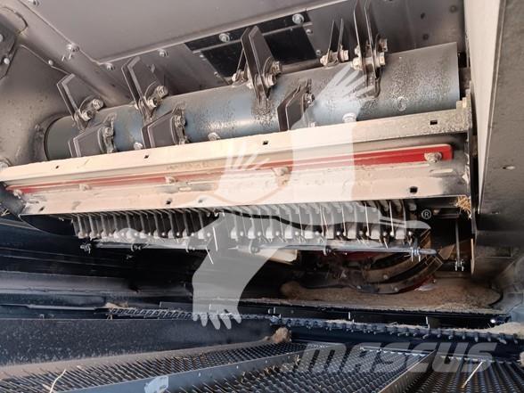 Case IH 8250 Mietitrebbiatrici